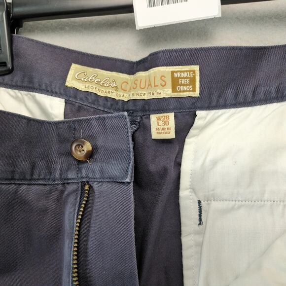 NWT Cabela's Casuals Wrinkle-Free Gray Chino Pants Men's 38x30 Pleated Teflon - Picture 3 of 10